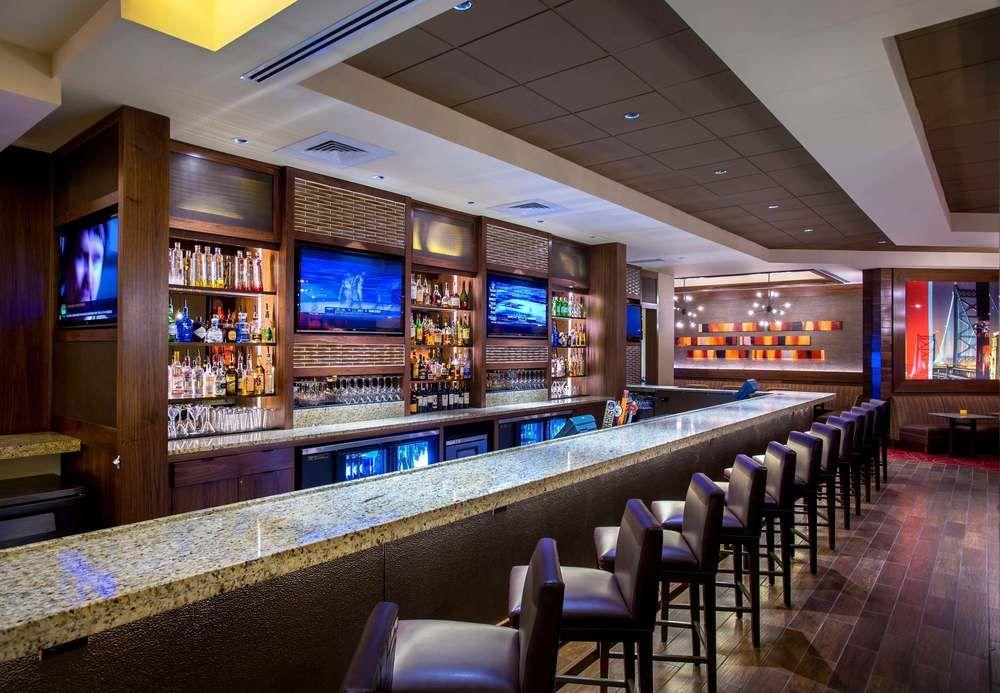 Philadelphia Airport Marriott Hotel Exterior photo