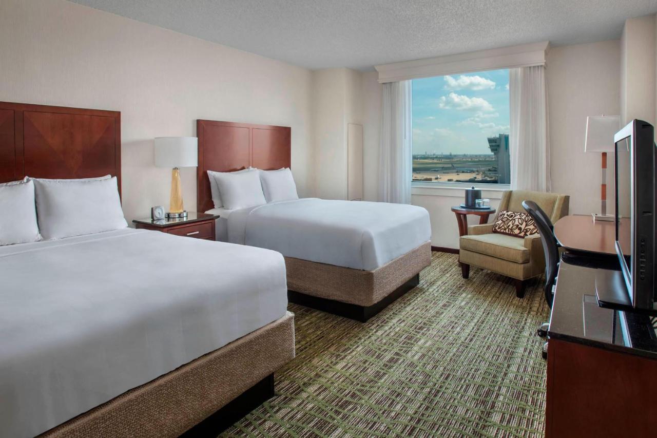 Philadelphia Airport Marriott Hotel Exterior photo